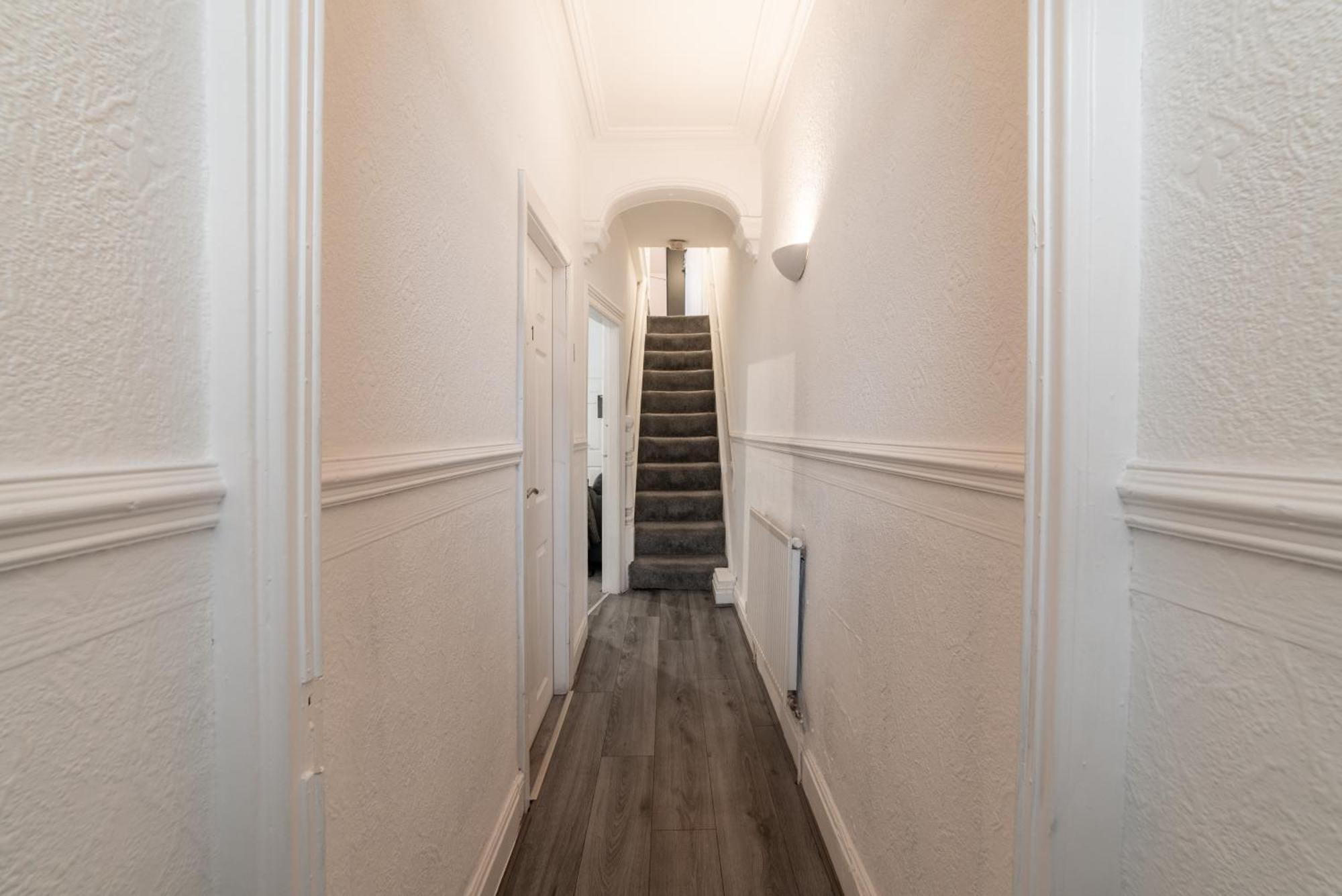 Cozy Rooms In Shared Accommodation Near Anfield Stadium With Parking And Wifi Ліверпуль Екстер'єр фото